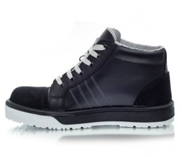 BOTIN OMBU SNEAKER NEGRO T38 C/P COMPOSITE